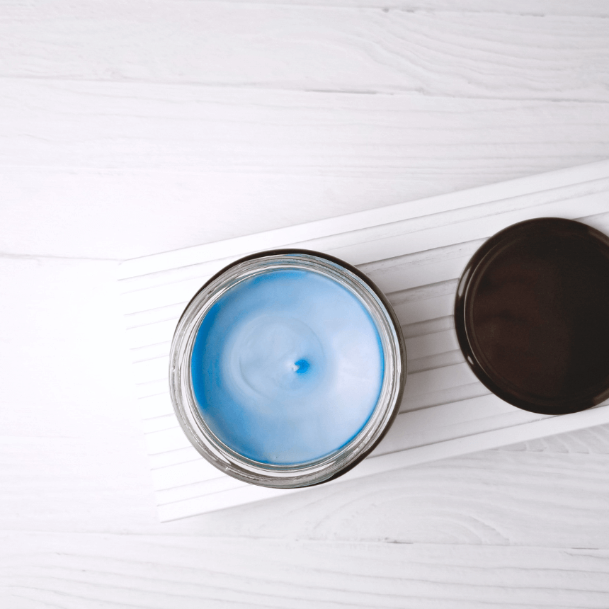 Top-down view of the Fresh Rainfall candle.