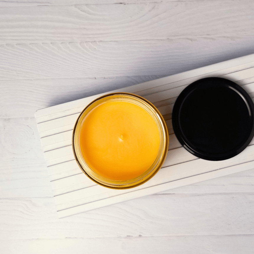 Top-down view of the Half & Half candle.